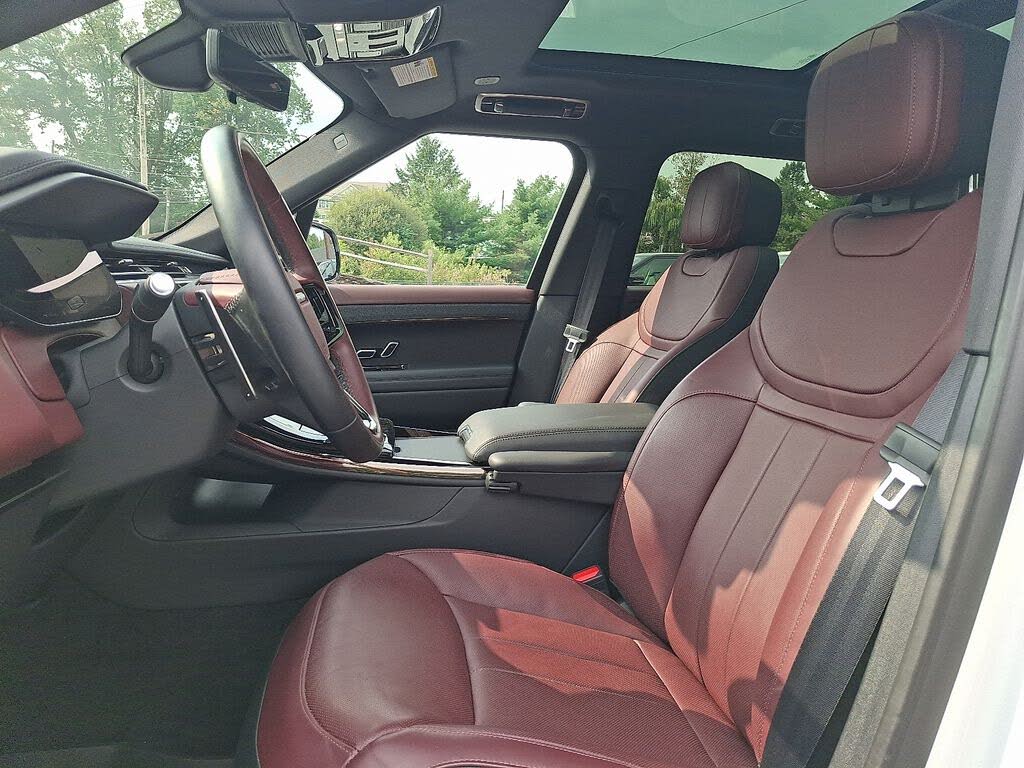 2025 Land Rover Range Rover Sport
