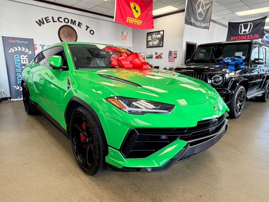 2023 Lamborghini Urus S for sale in Inwood, NY
