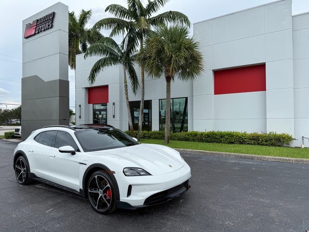 2025 Porsche Taycan 4 Cross Turismo for sale in West Palm Beach, FL