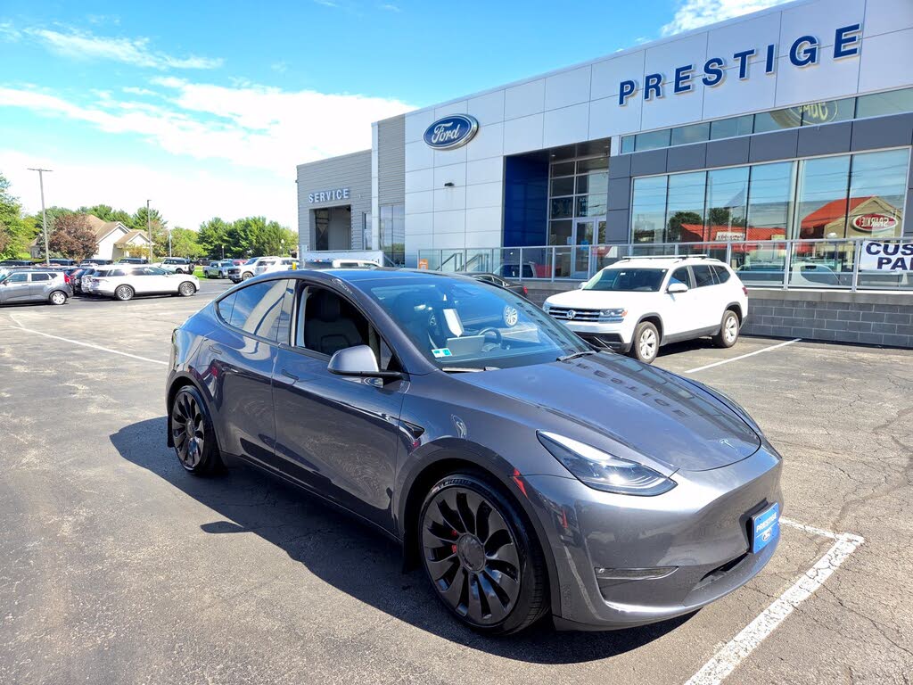 2023 Tesla Model Y Performance for sale in Columbiana, OH