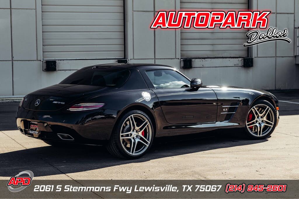 Mercedes-Benz SLS AMG