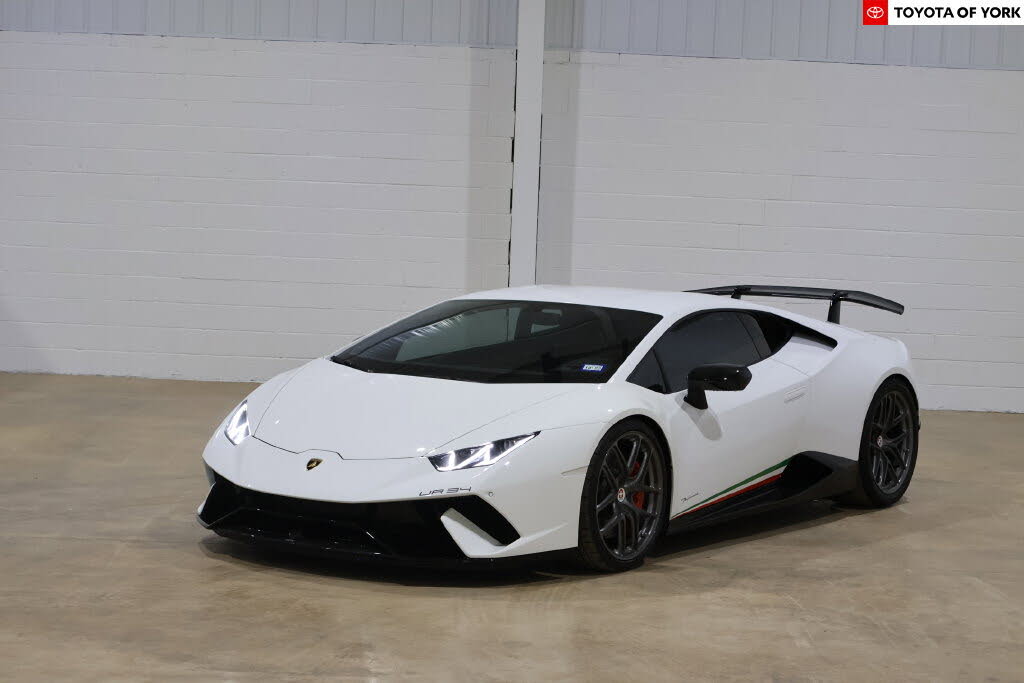2018 Lamborghini Huracan LP 640-4 Performante for sale in York, PA