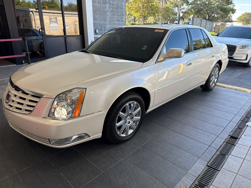 2011 Cadillac Dts