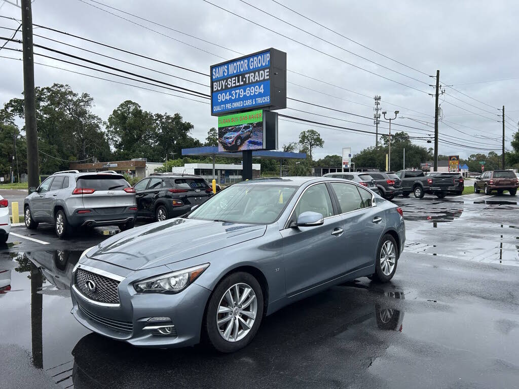 2015 Infiniti Q50