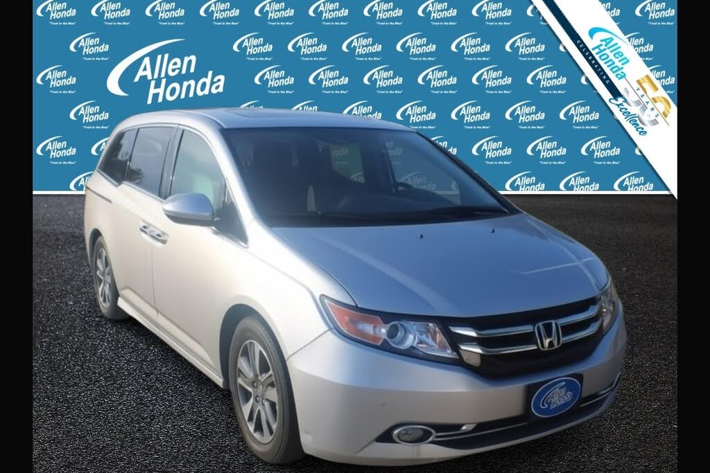 2015 Honda Odyssey Touring Elite — photo 1 of 12