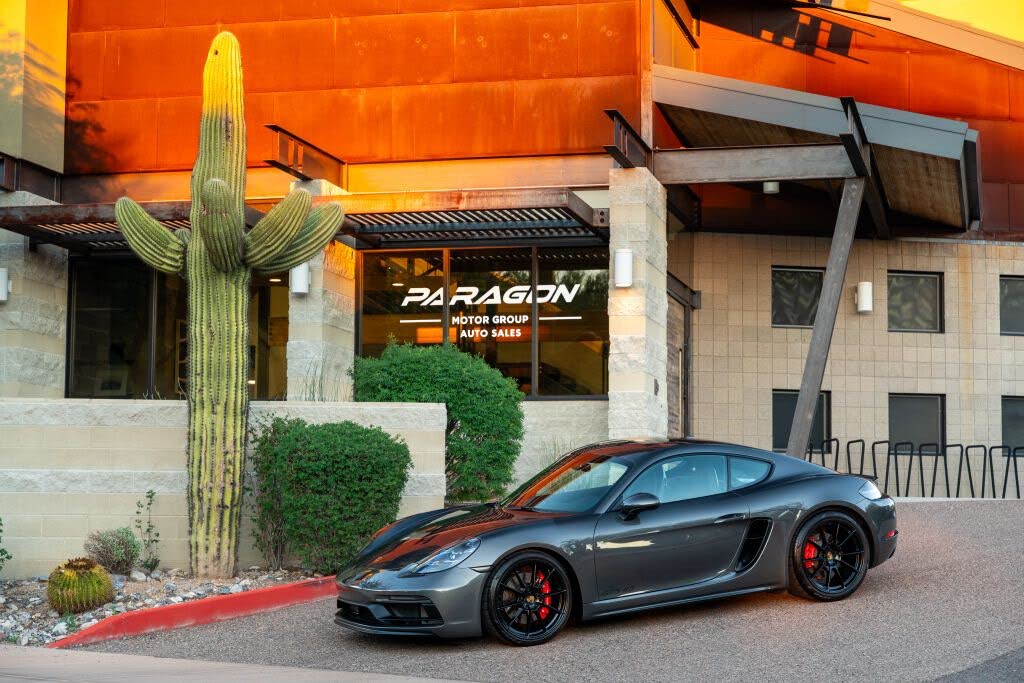 2024 Porsche 718 Cayman