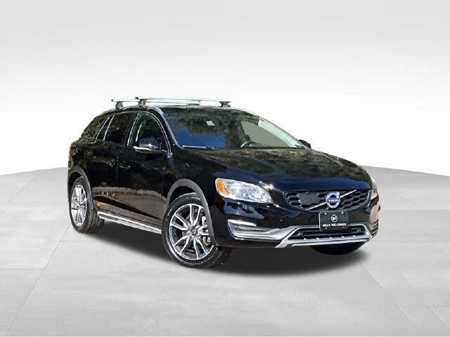 2016 Volvo V60 Cross Country
