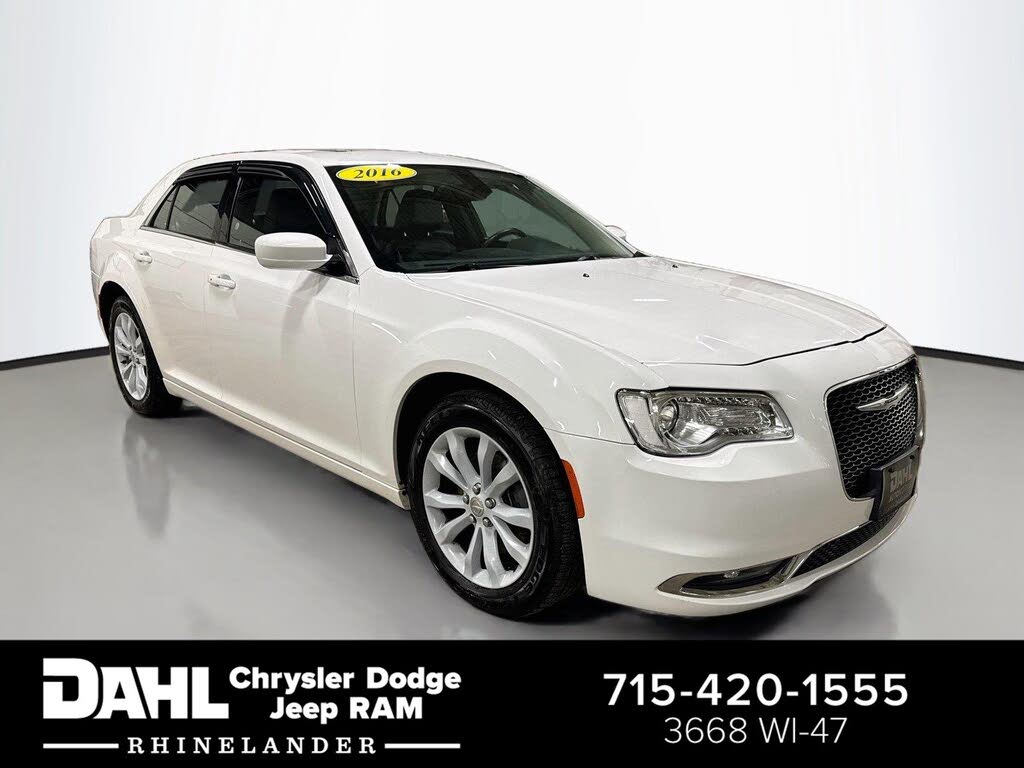 2016 Chrysler 300