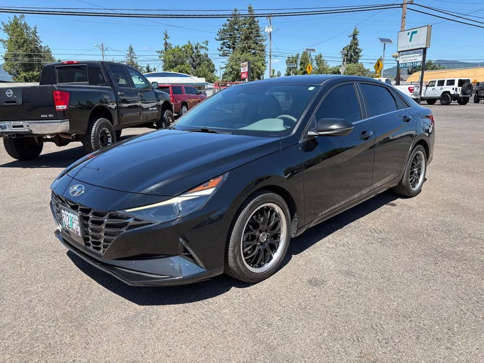 2022 Hyundai Elantra